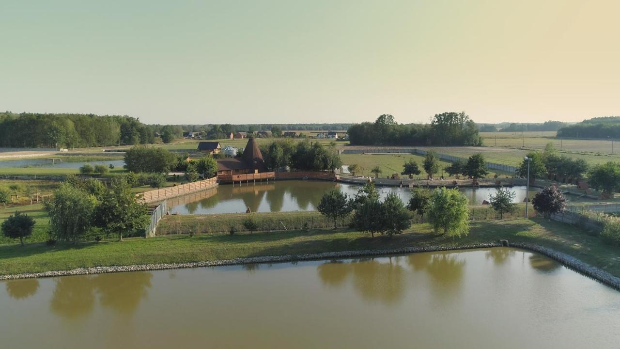 Tatarska Zagroda - Agroturystyka Dolina Baryczy Noclegi - Domek Jelonek Krosnice 外观 照片